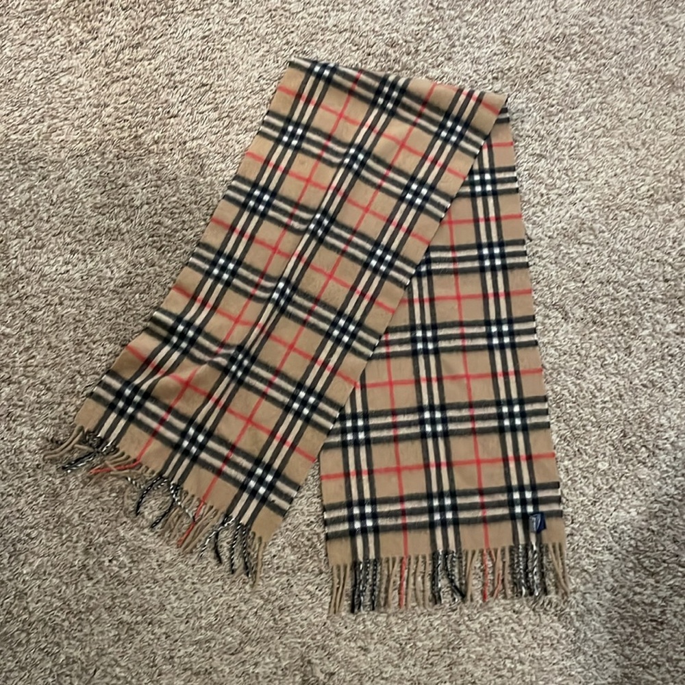 Vintage Burberry Cashmere Scarf - Picture 2 of 4